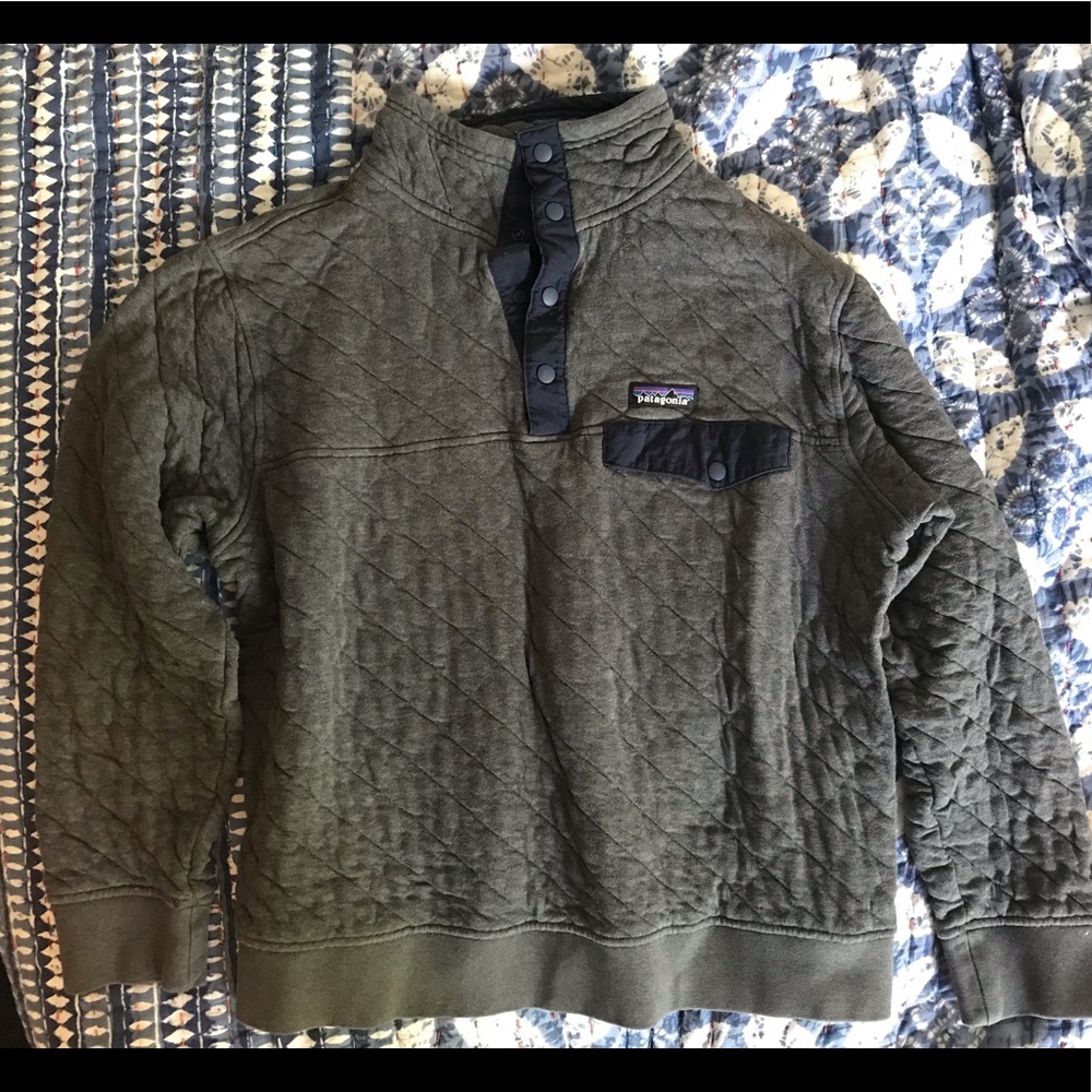 Patagonia quilted snap pullover